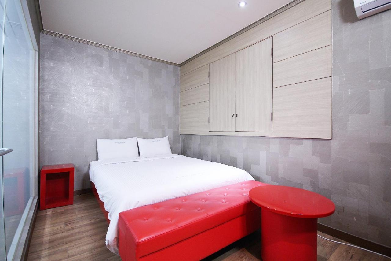 แอปเปิล เฮาส์ มินิ โฮเต็ล Motel คยองจู ภายนอก รูปภาพ