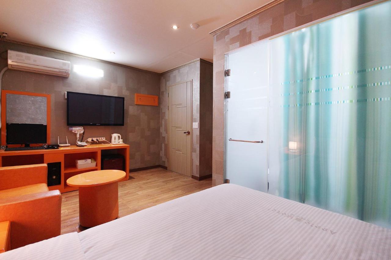 แอปเปิล เฮาส์ มินิ โฮเต็ล Motel คยองจู ภายนอก รูปภาพ