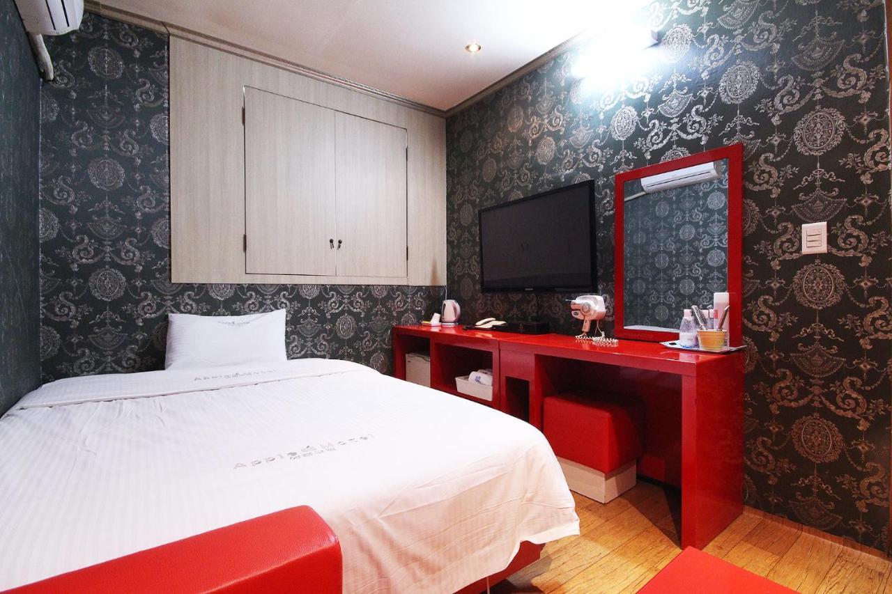 แอปเปิล เฮาส์ มินิ โฮเต็ล Motel คยองจู ภายนอก รูปภาพ
