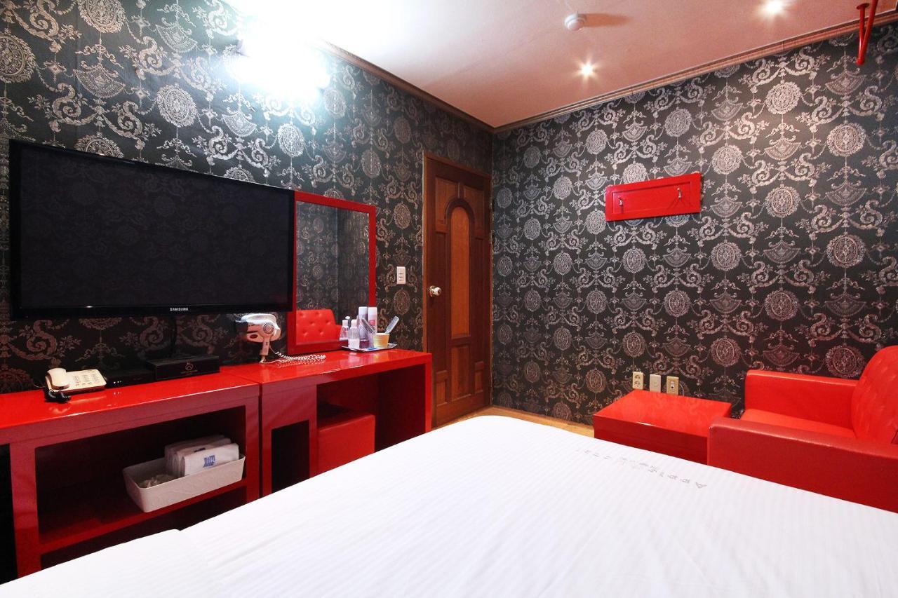 แอปเปิล เฮาส์ มินิ โฮเต็ล Motel คยองจู ภายนอก รูปภาพ